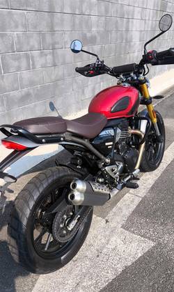TRIUMPH SCRAMBLER 400 X 